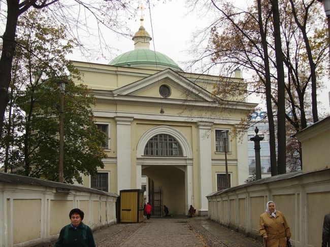 После реставрации в надвратной церкви Александро-Невской лавры будут совершаться венчания