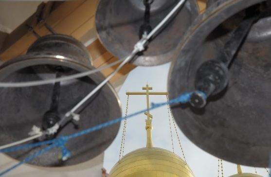Колокольный звон Феодоровского собора спустя семь десятилетий вновь раздался в центре Санкт-Петербурга