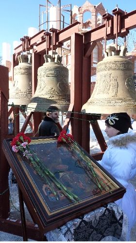 Освящены колокола для храма Рождества святого Иоанна Предтечи в Ленинградской области